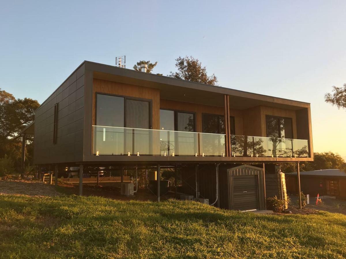 Scandinavian Cabin - Maleny - One Bedroom Exterior photo
